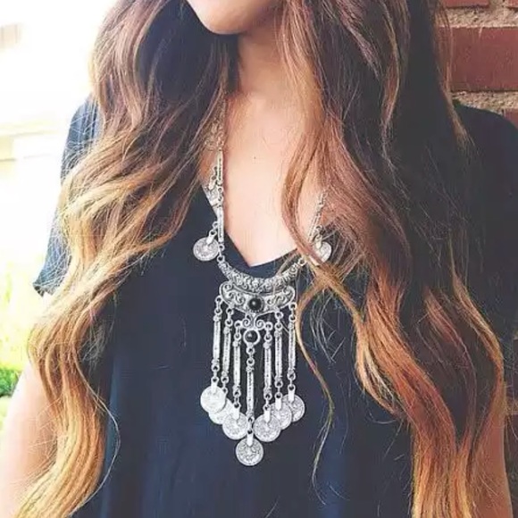 Trendy coin necklace(NWT) - Picture 2 of 6